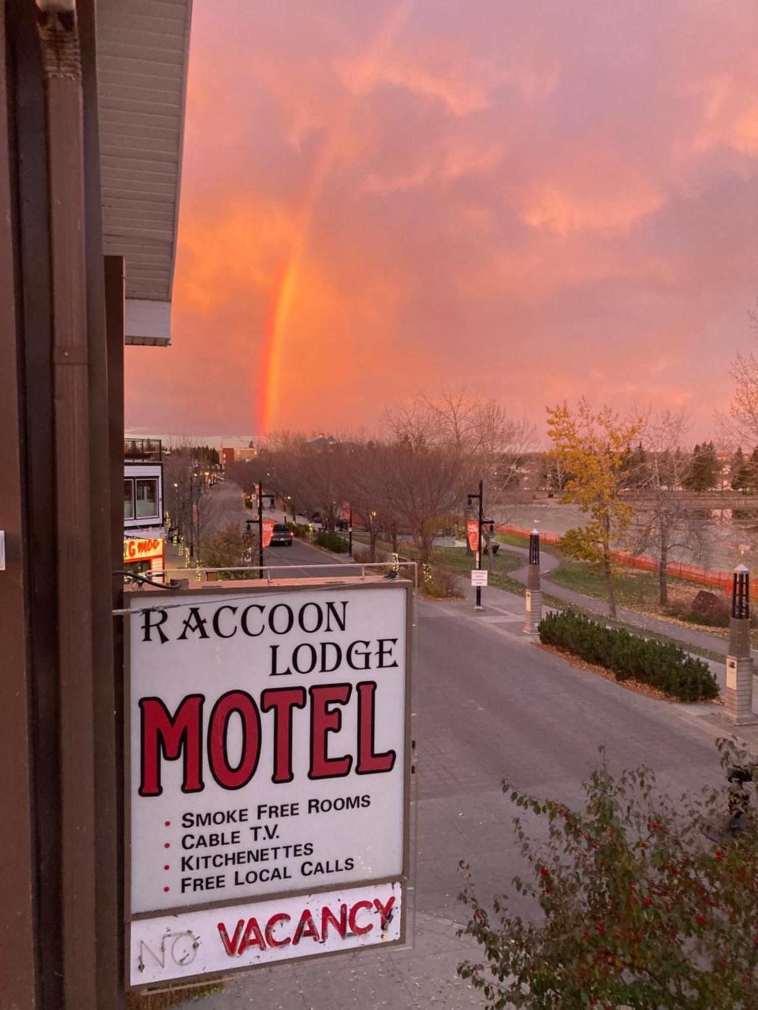Raccoon Lodge Motel 西尔万湖 外观 照片